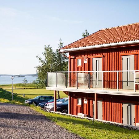 Skaergardsbyn Hotell Sankt Anna Екстериор снимка