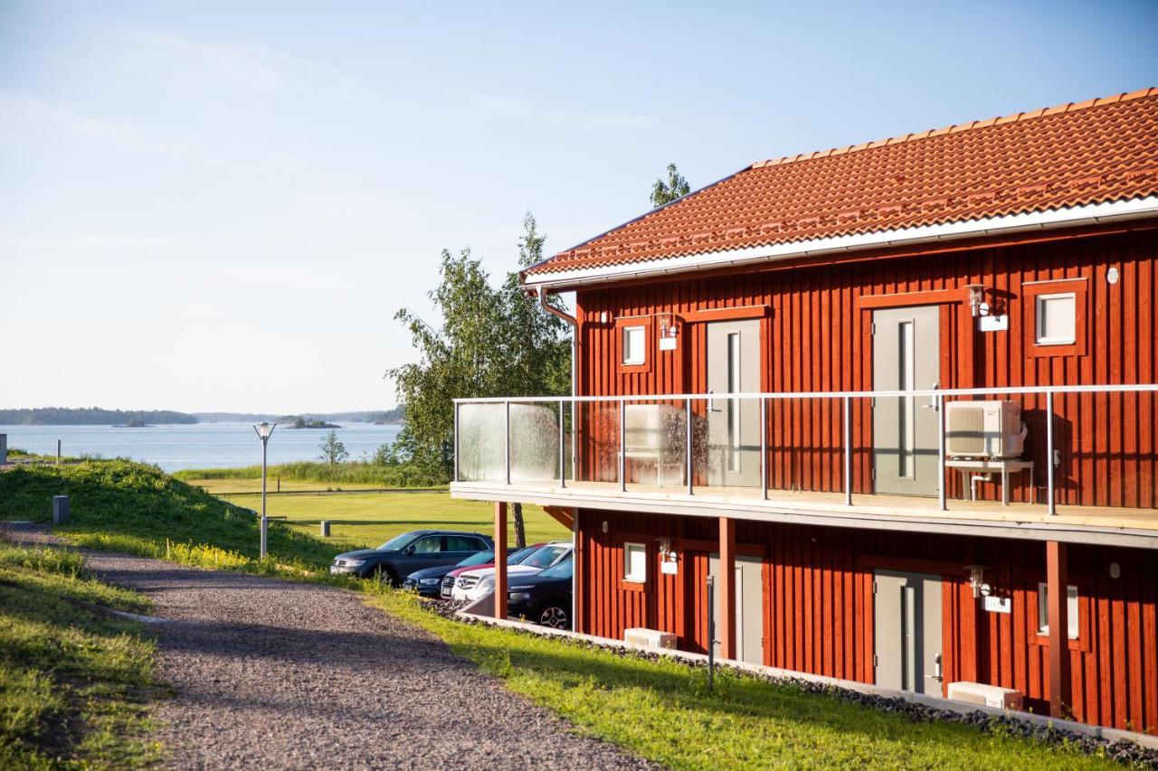 Skaergardsbyn Hotell Sankt Anna Екстериор снимка